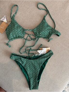 Women’s Green Berlook Bikini Set